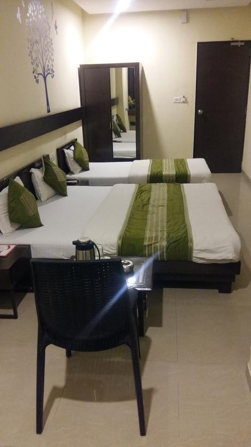 Sarkhej Hotel Ambience المظهر الخارجي الصورة