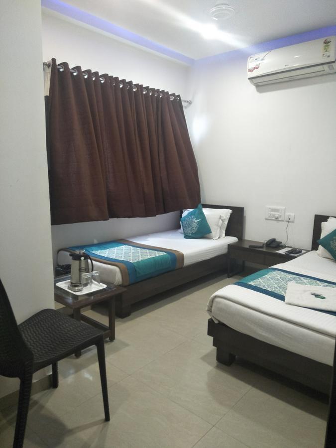 Sarkhej Hotel Ambience المظهر الخارجي الصورة